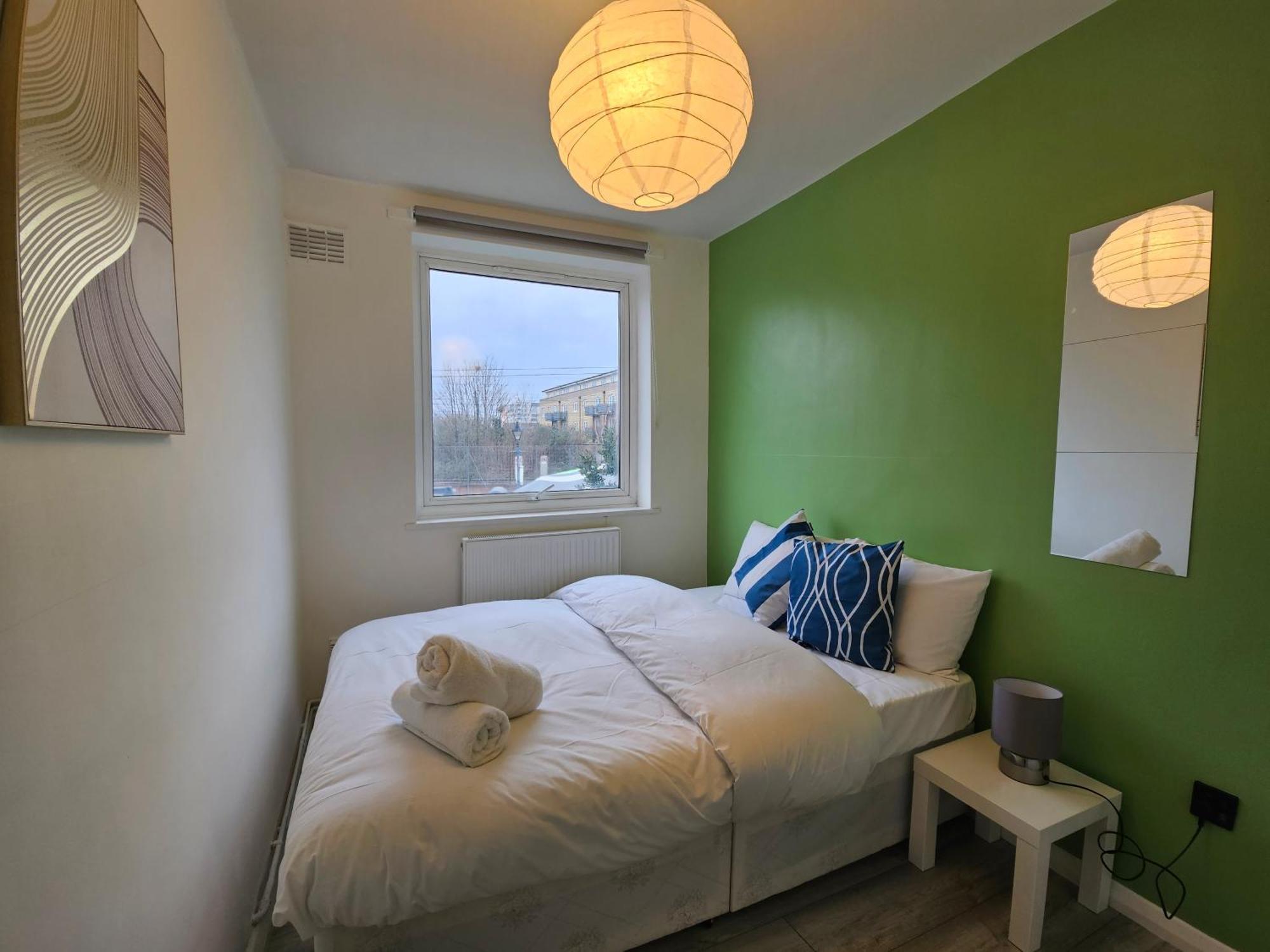 London Mile End Rooms Exteriör bild