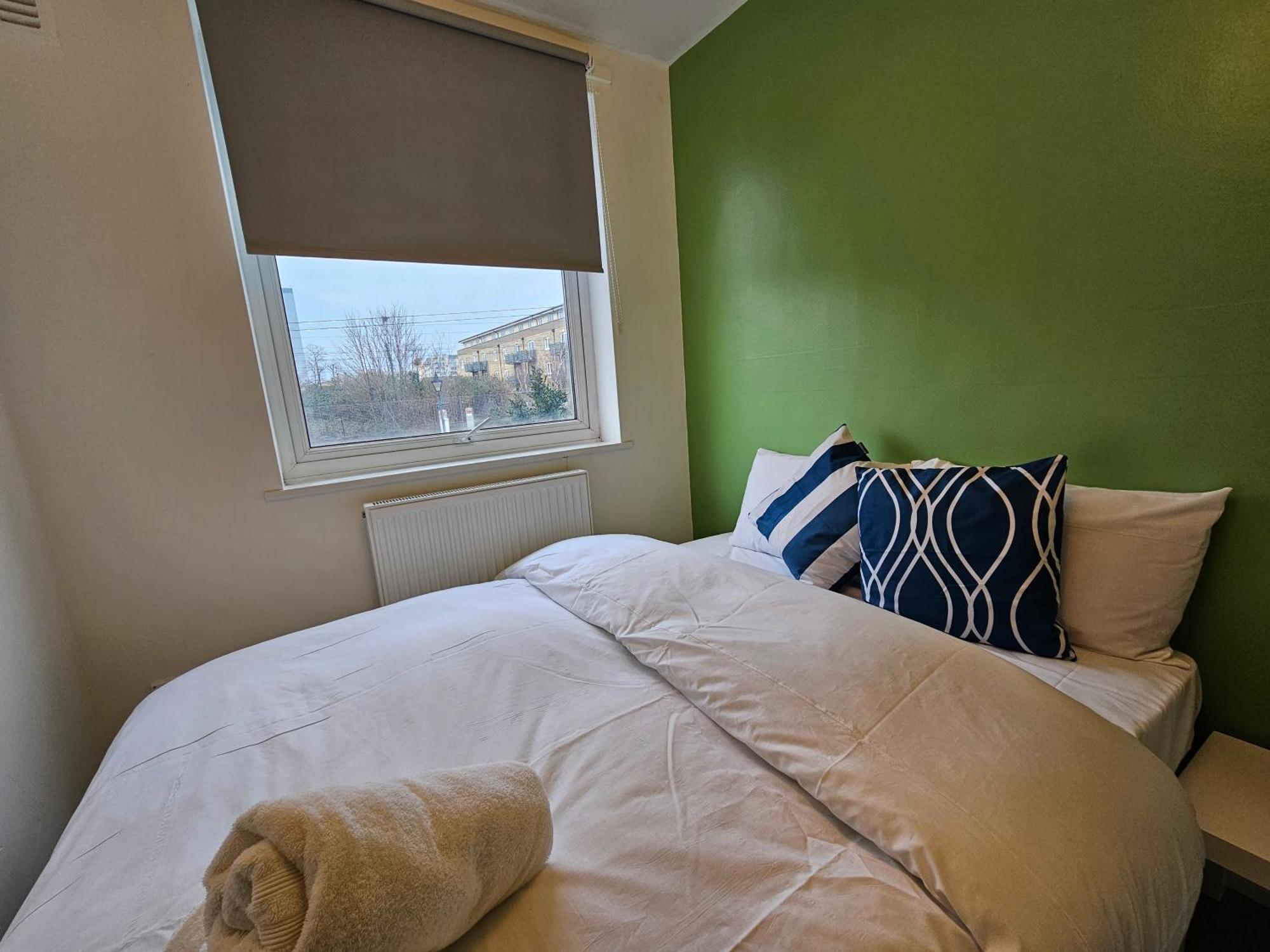 London Mile End Rooms Exteriör bild