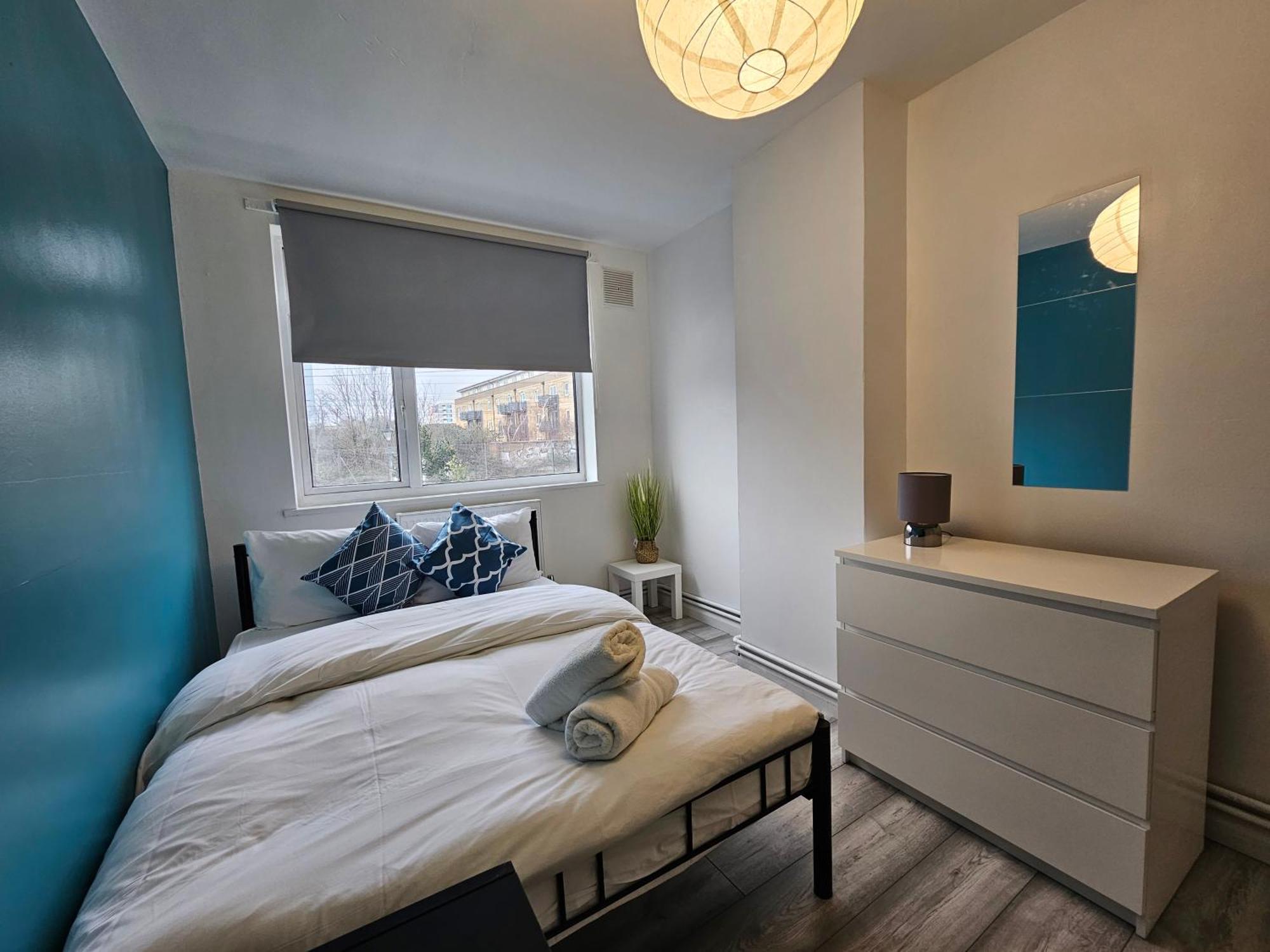 London Mile End Rooms Exteriör bild