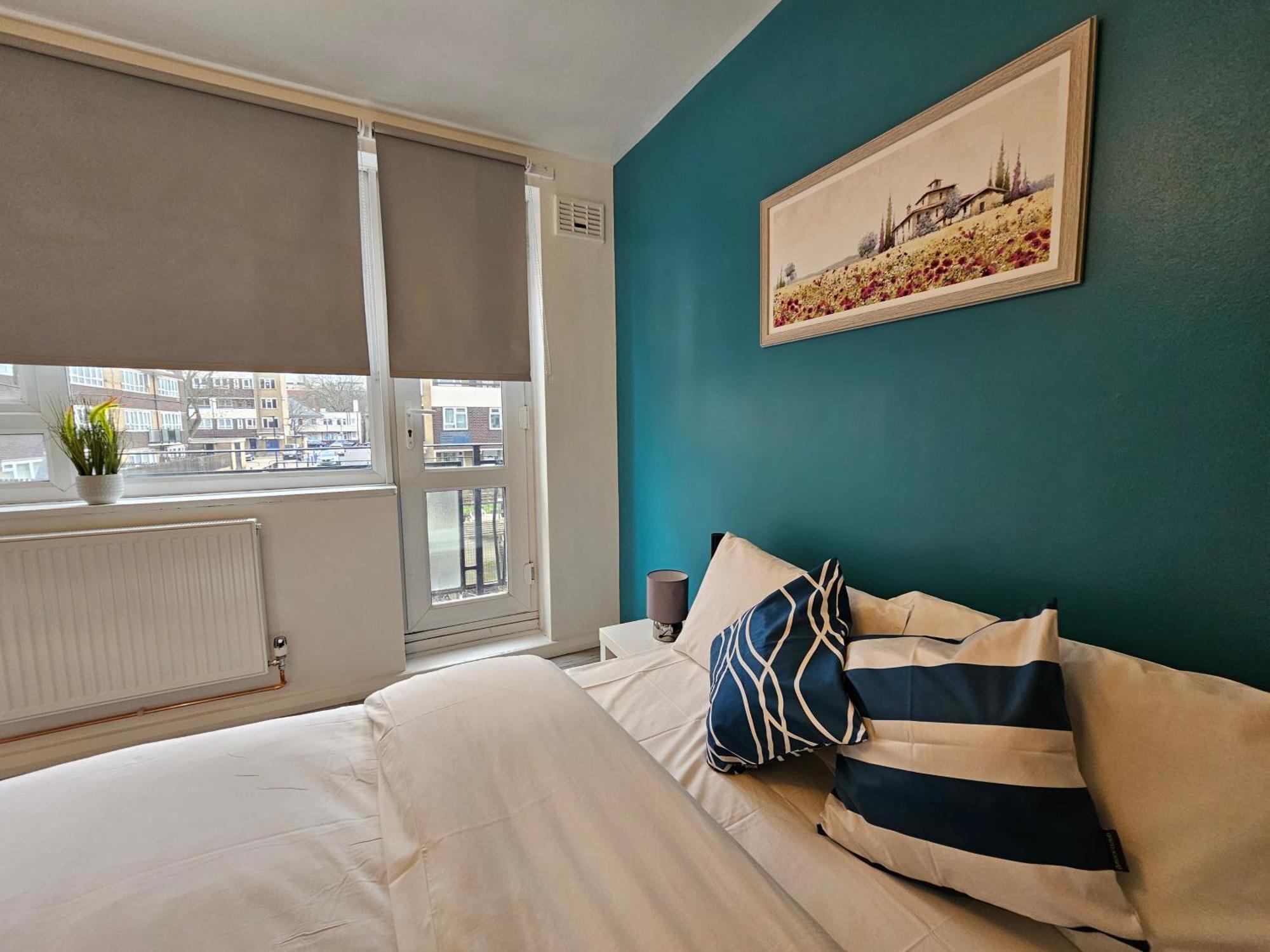 London Mile End Rooms Exteriör bild