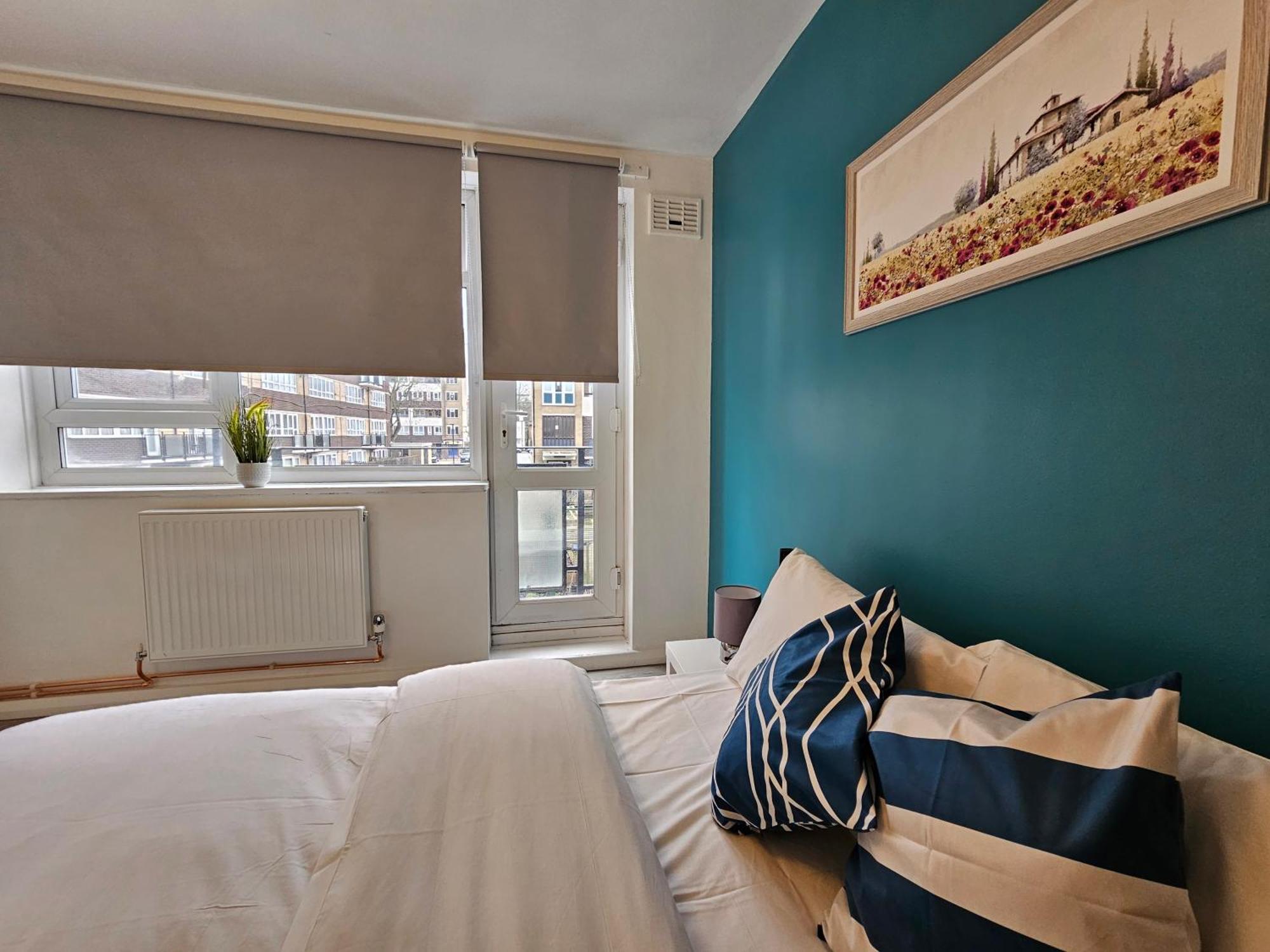 London Mile End Rooms Exteriör bild
