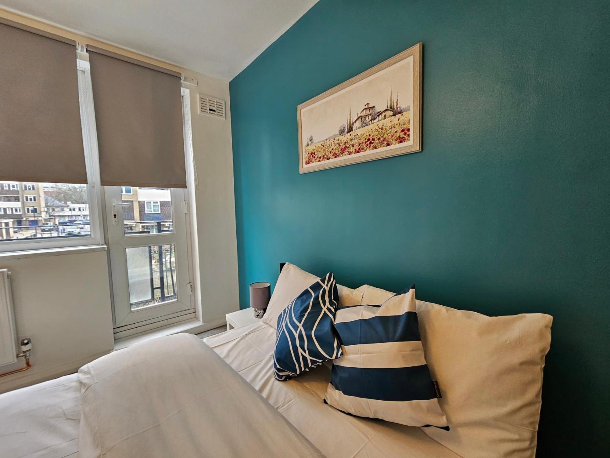 London Mile End Rooms Exteriör bild